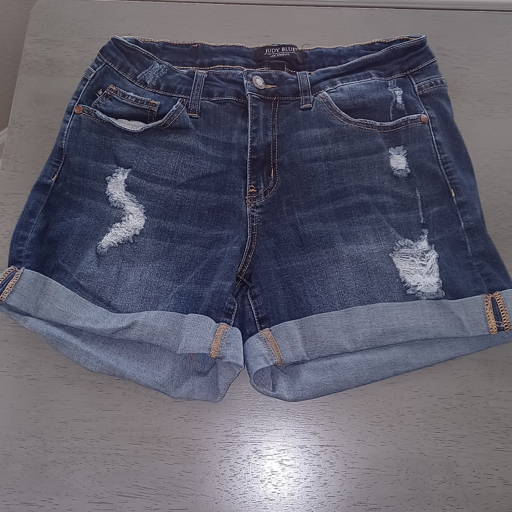 Judy Blue cuffed distressed shorts